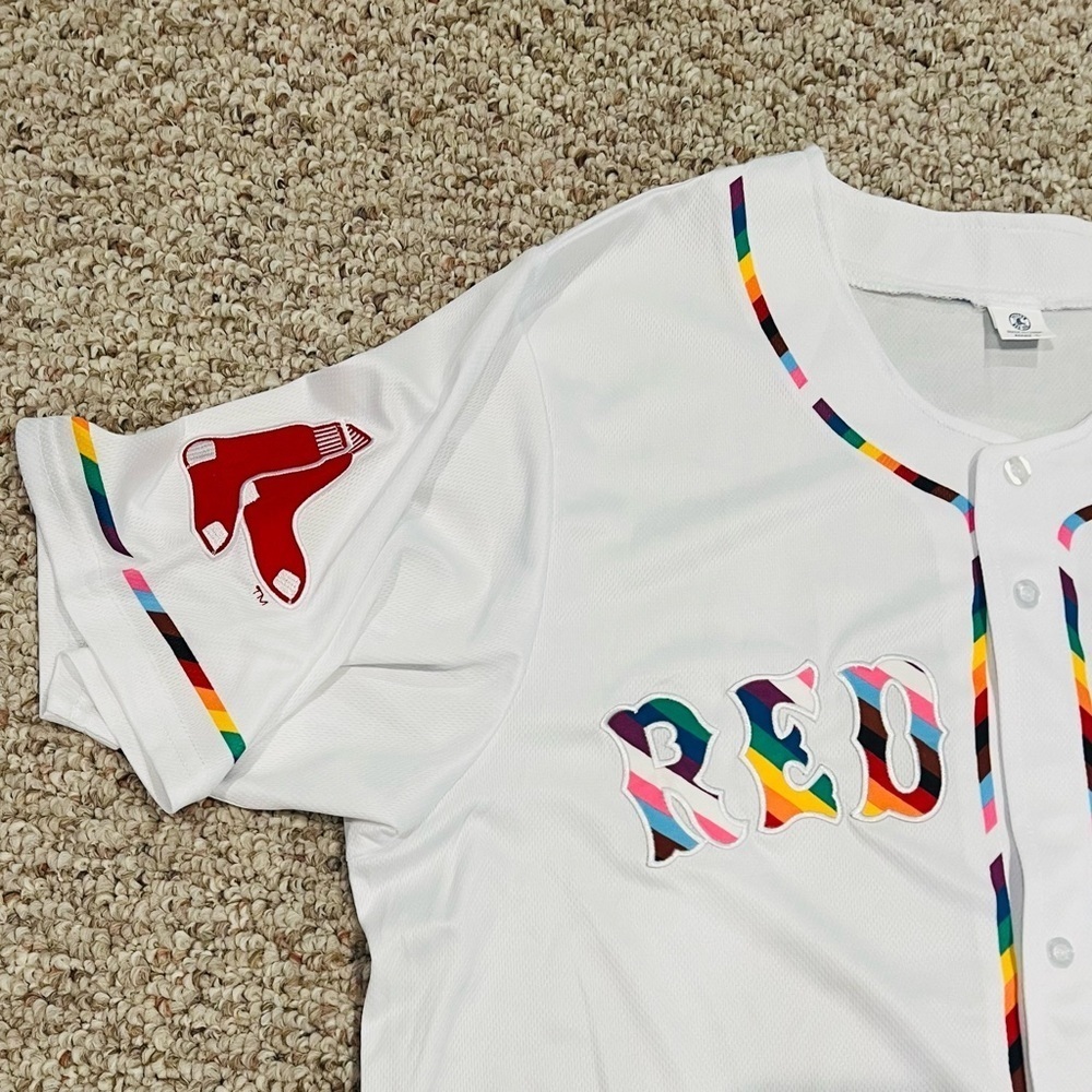 Boston Red Sox Pride Celebration Night Jersey- Size Large NWOT - Picture 4 of 6